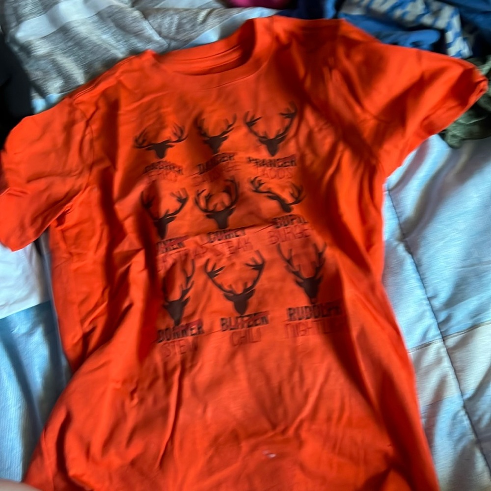 Kids orange shirt